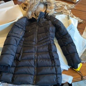 Madden girl EUC medium longer length puffer coat with faux fur hat attached.